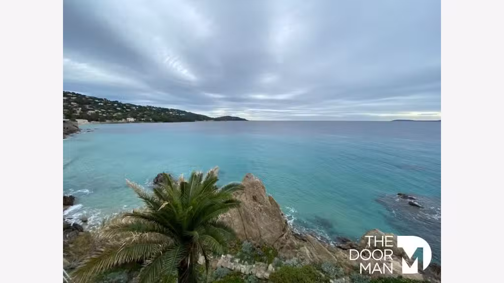 Vente hôtel de charme **** golfe de Saint Tropez