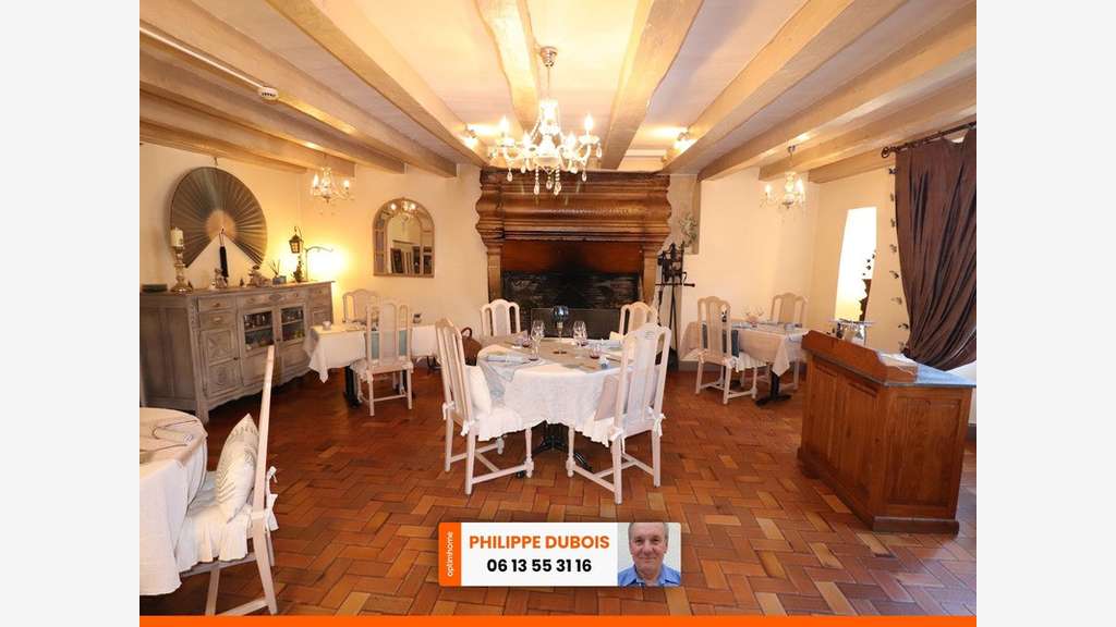 A vendre hôtel restaurant logis de France Lusignan