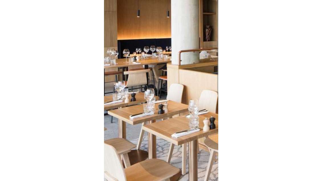 Bar restaurant licence IV à vendre à Macon centre