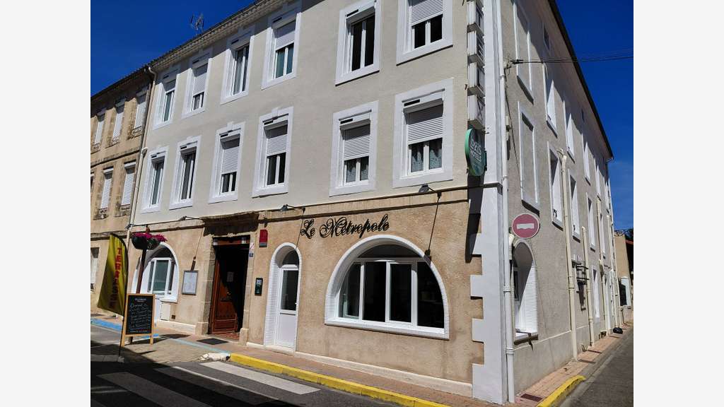 FDC et murs hôtel restaurant à vendre à Mirande