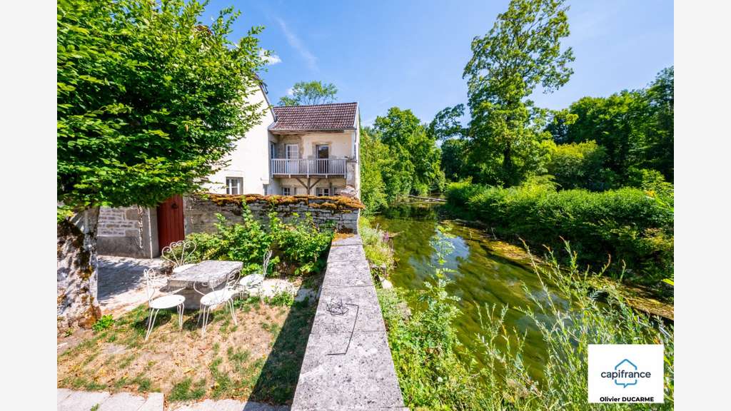 M & F gîte et chambres d'hôtes à vendre à Moloy 
