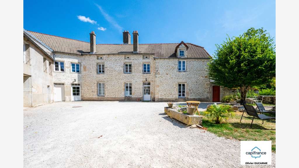 M & F gîte et chambres d'hôtes à vendre à Moloy 