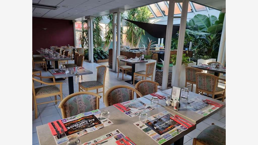 Cède hôtel secteur Montargis et forêt d'Orléans