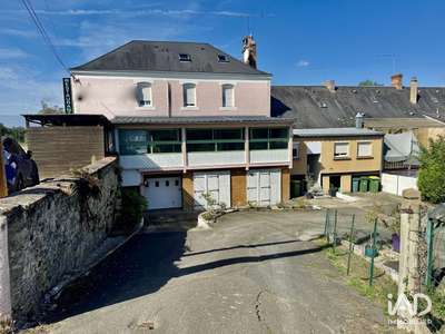 Vente bar restaurant 200m² à Montfort-Le-Gesnois