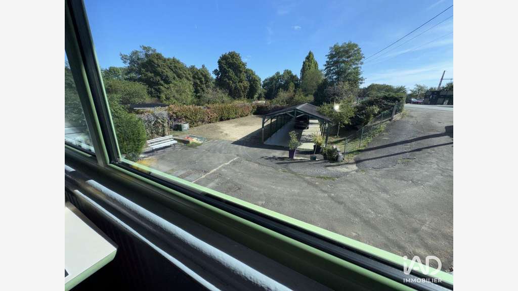 Vente bar restaurant 200m² à Montfort-Le-Gesnois