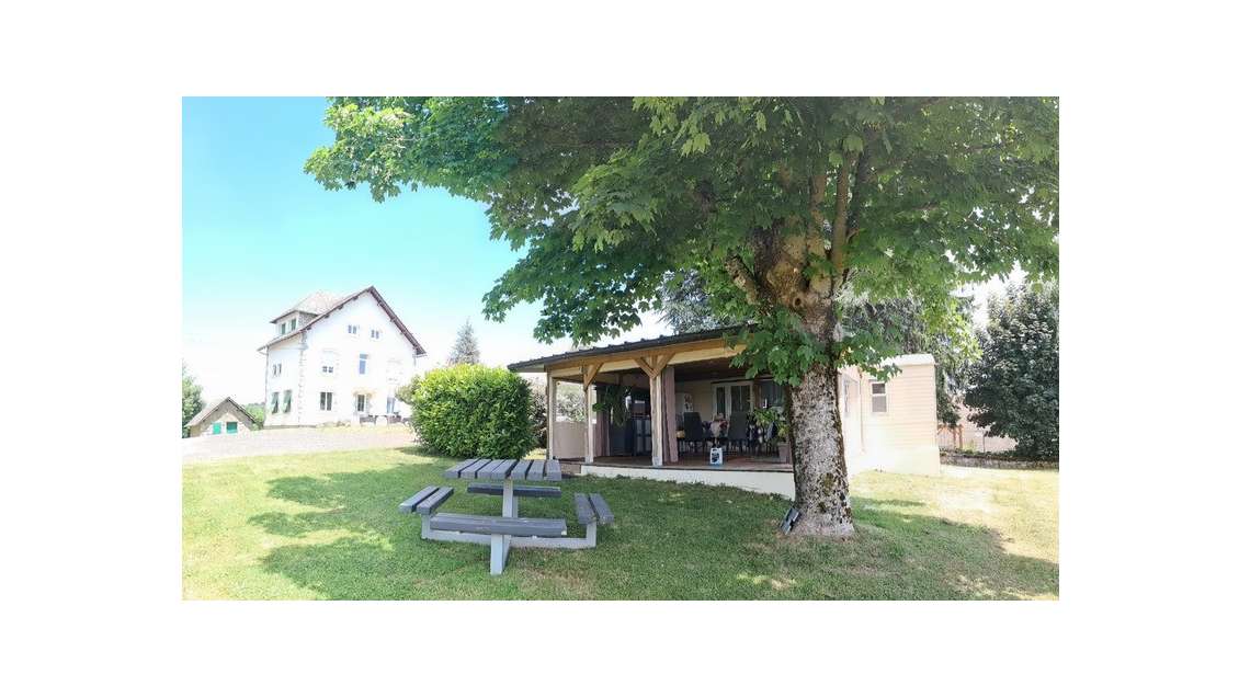 Vente murs et fond affaire à relancer à Montsalvy