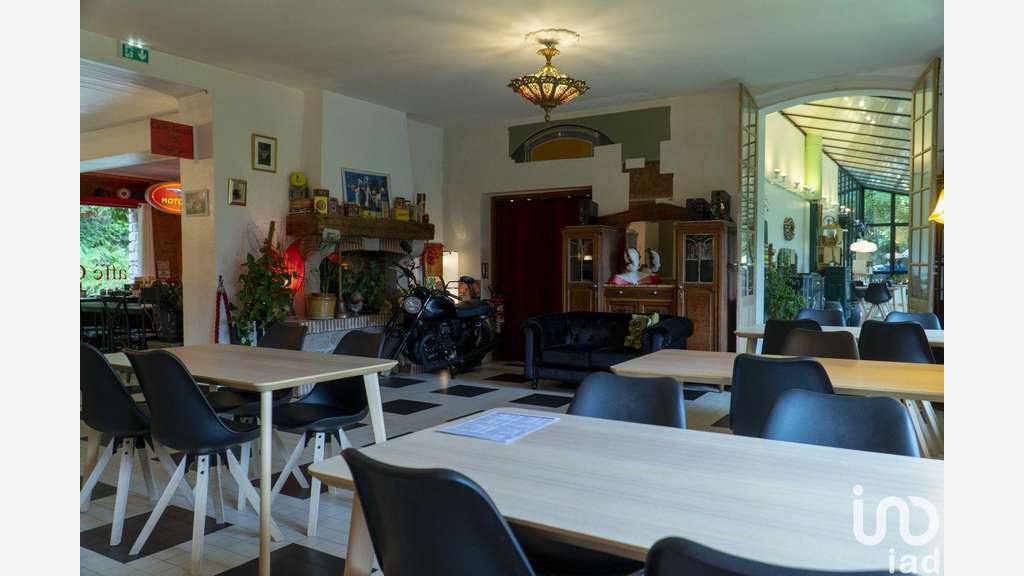 Hotel restaurant à Montsauche-les-Settons