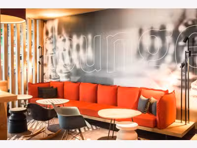 Vente hôtel bureau sous enseigne centre ville 56