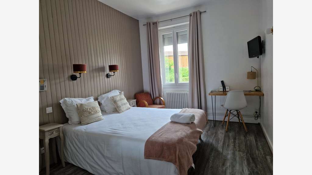 Vente hôtel restaurant 2 ** rénové Paray Le Monial