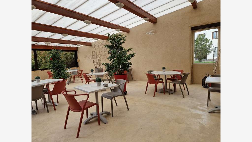 Vente hôtel restaurant 2 ** rénové Paray Le Monial