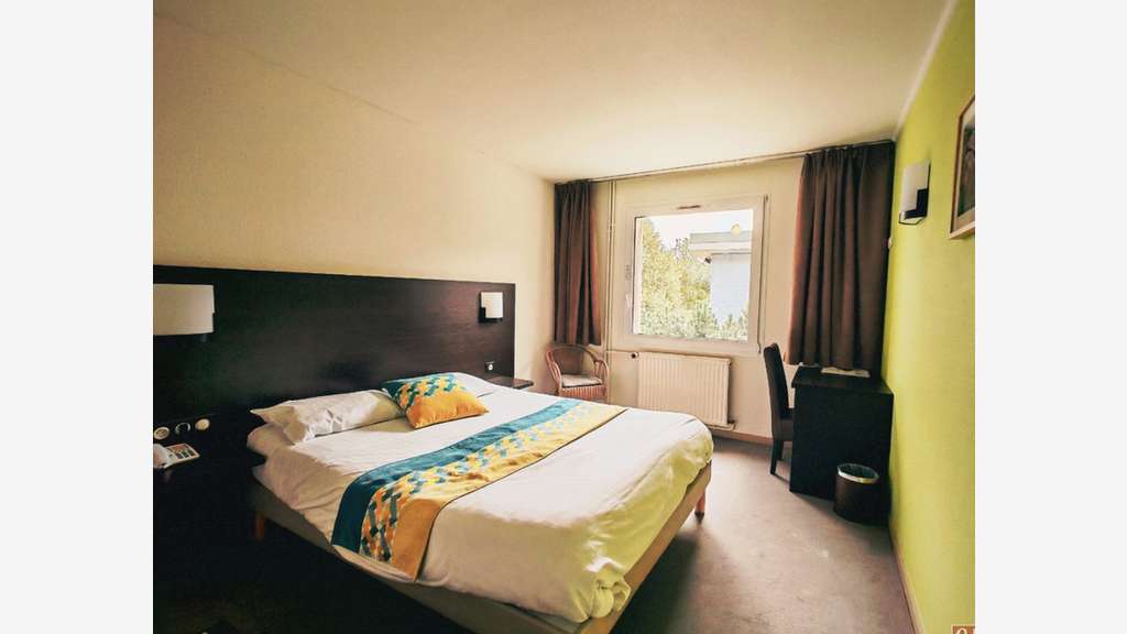 Vente superbe hôtel de randonneurs rentable