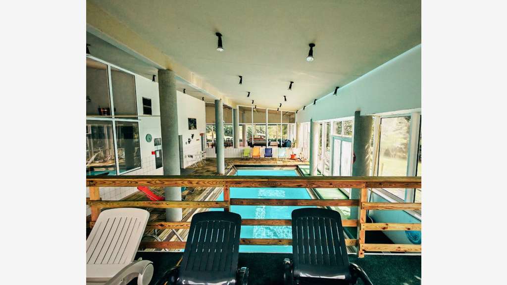 Vente superbe hôtel de randonneurs rentable