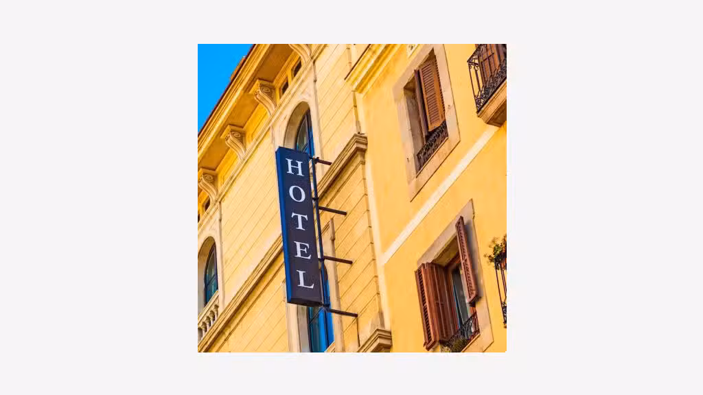 Vente hôtel bureau brasserie bar licence 4 dept 66