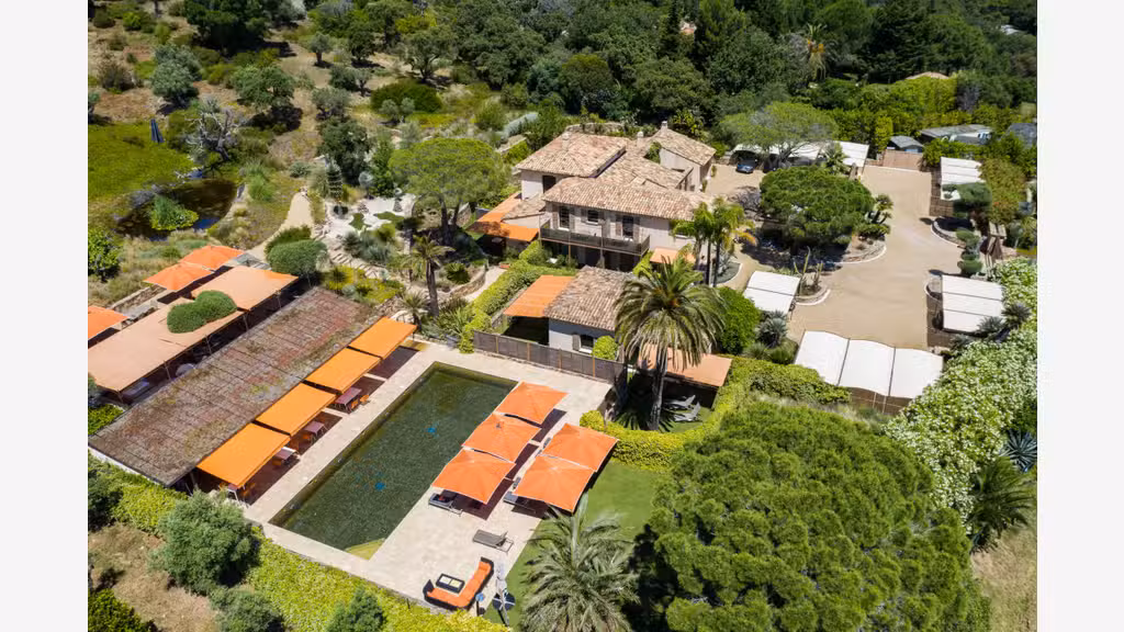 Vente hôtel restaurant sur 4 ha à Ramatuelle