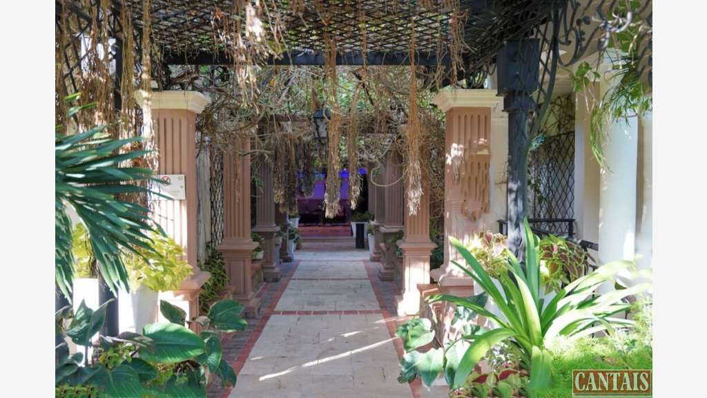 Vente hôtel restaurant zone touristique 