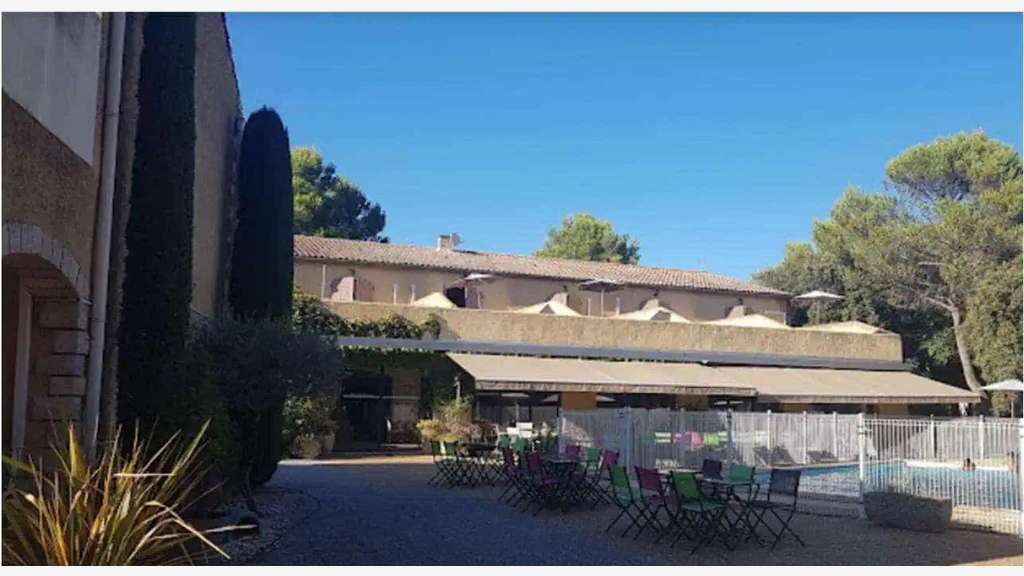 A vendre hôtel restaurant 3 *** de 36 ch St Didier