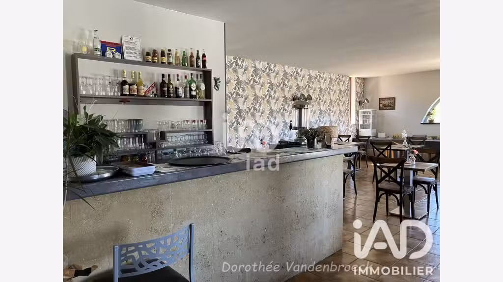 Vente murs et fonds hôtel-restaurant à Grans