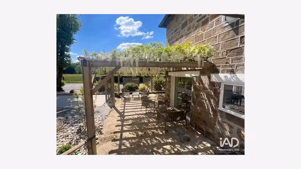Vente hôtel-restaurant de charme à Saint-Viance