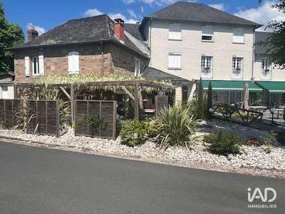 Vente hôtel-restaurant de charme à Saint-Viance