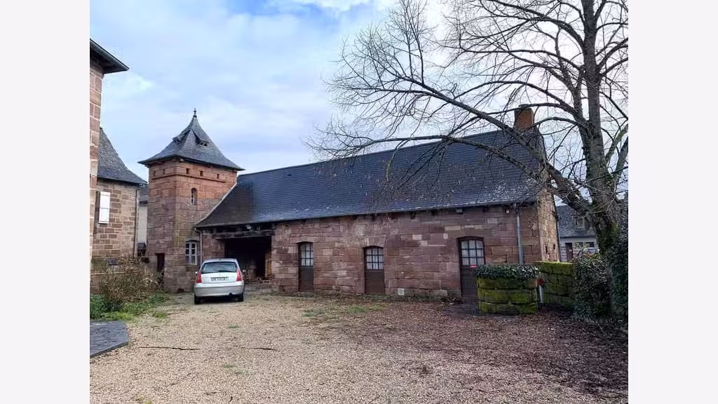 A vendre hôtel-restaurant ** 12 chambres à Varetz