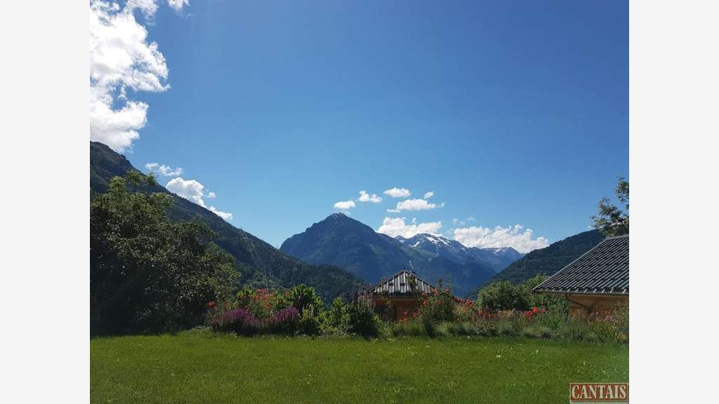 Vente gîte chalet de charme rénové en station