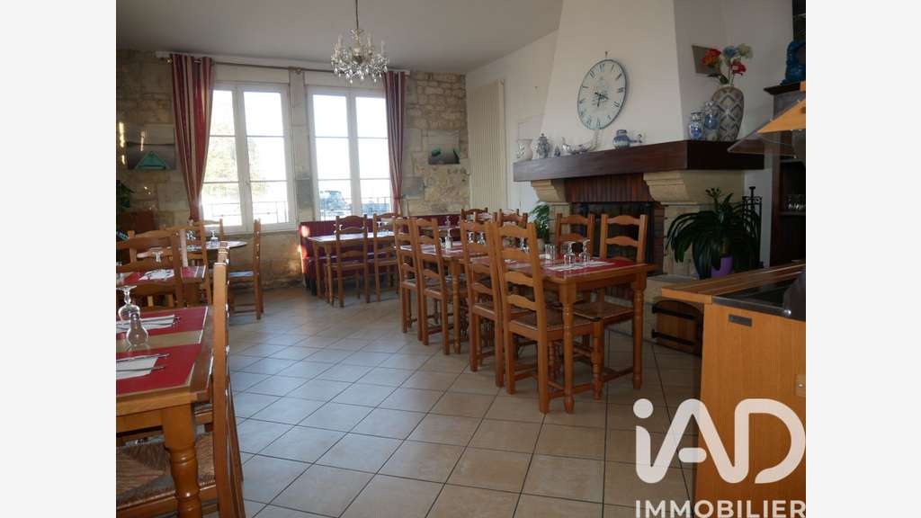 Vente hôtel proche port de plaisance à Rochefort