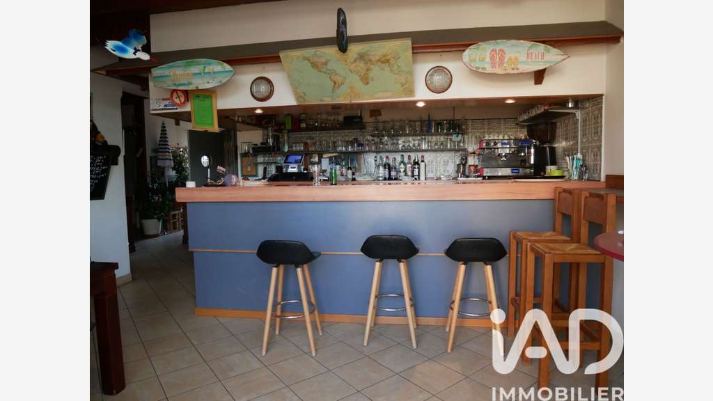 Vente hôtel proche port de plaisance à Rochefort