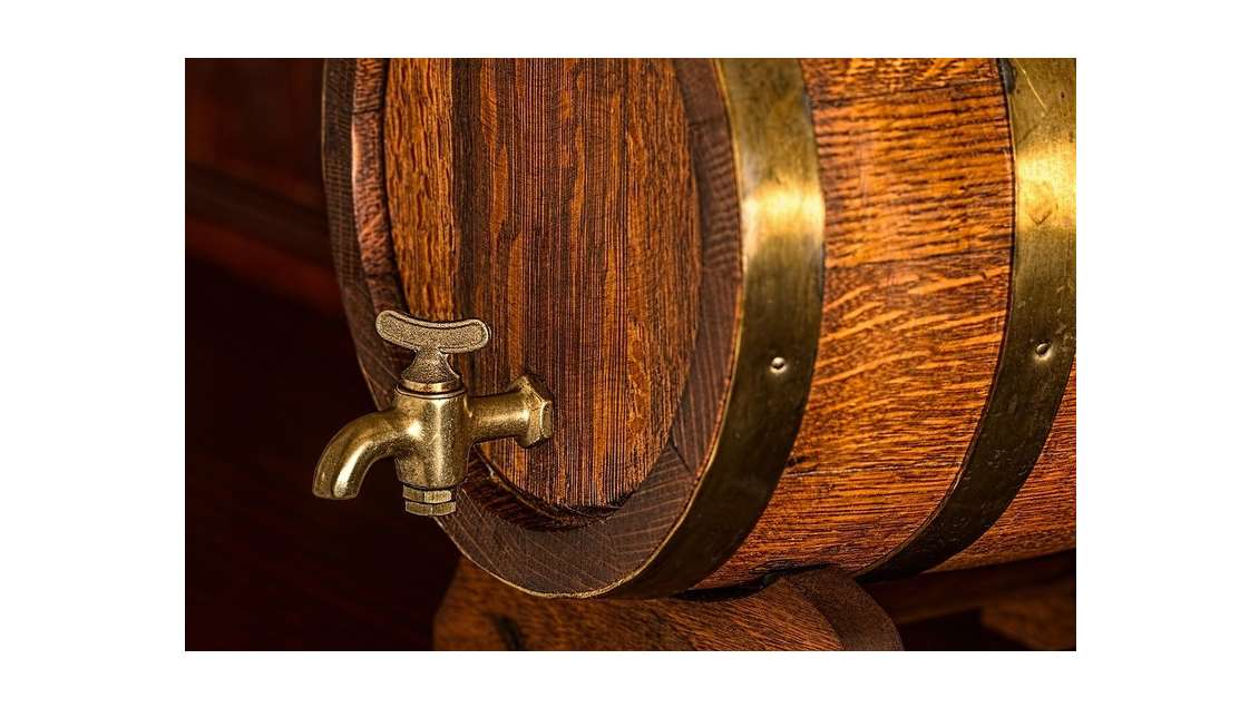 Bar à vin à vendre rue piétonne Rouen Droite (76)