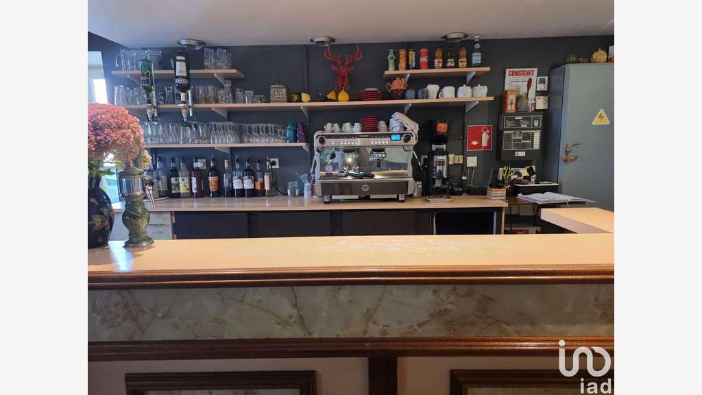 Hotel restaurant à Saint-Flovier