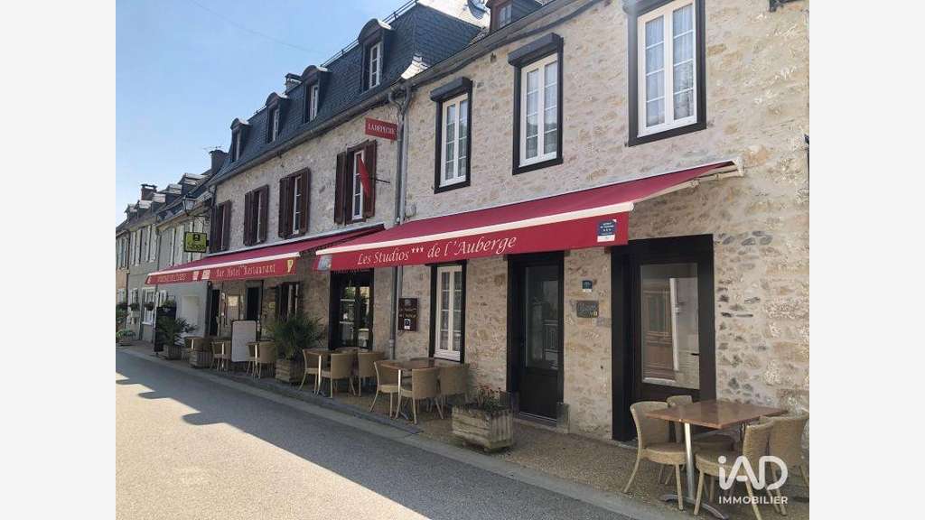 Hotel restaurant à Saint-Lary