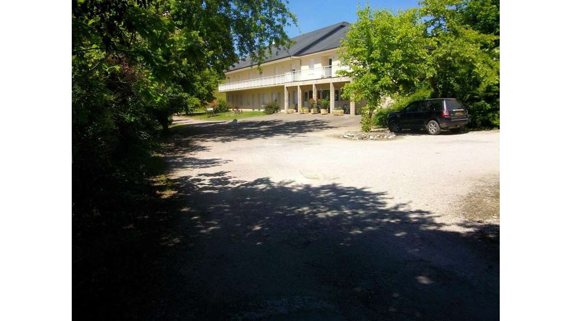 À vendre hôtel ** de 21 chambres proche de Brive