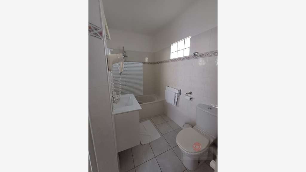 A vendre hôtel avec piscine 23 chambres Souillac