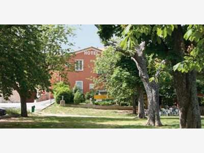 Vente hôtel bureau de charme à St Vallier de Thiey