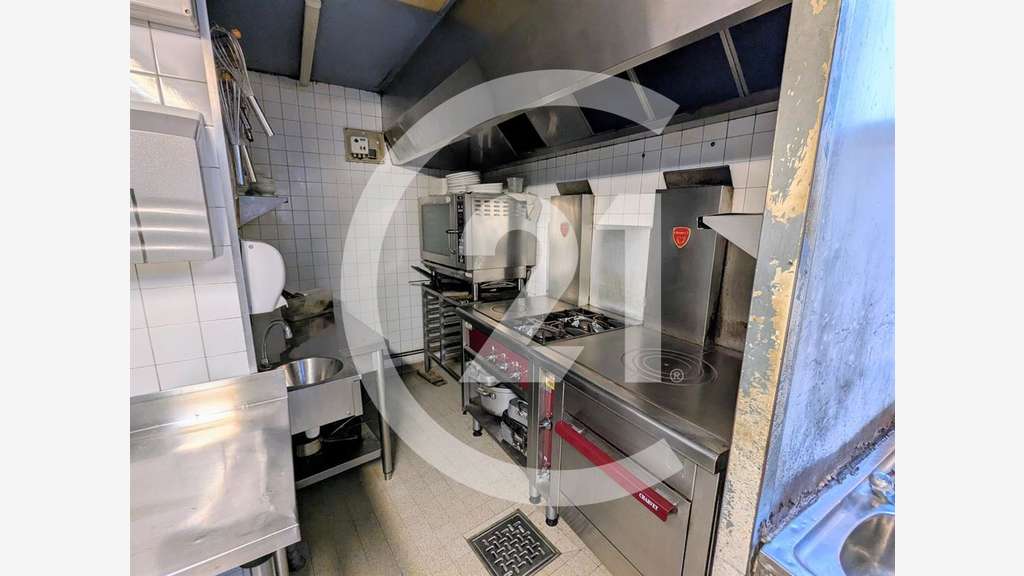 Hôtel restaurant à reprendre à Tournon Sur Rhône