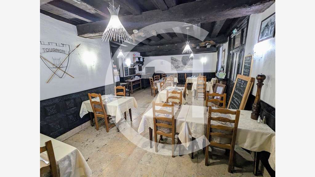 Hôtel restaurant à reprendre à Tournon Sur Rhône