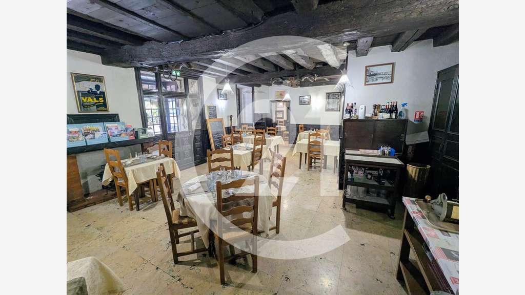 Hôtel restaurant à reprendre à Tournon Sur Rhône