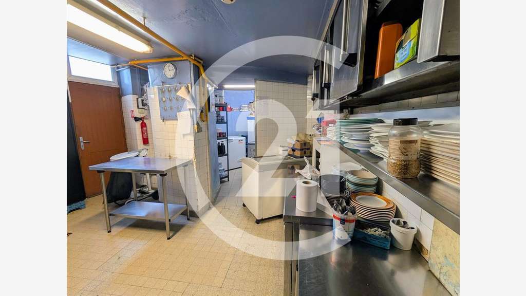 Hôtel restaurant à reprendre à Tournon Sur Rhône