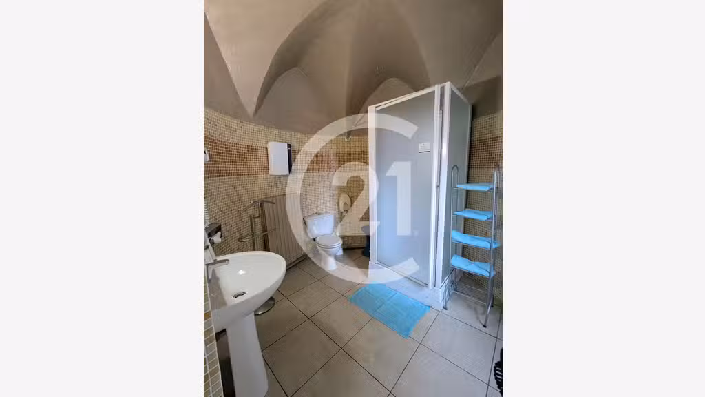 Hôtel restaurant à reprendre à Tournon Sur Rhône
