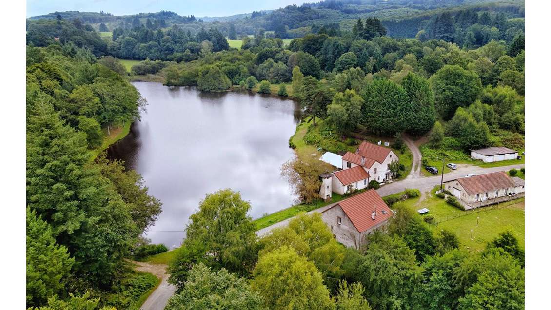 Cède murs et fonds gites restaurant secteur Tulle