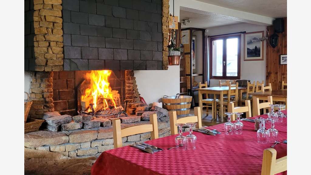 Vente hôtel restaurant ** station de ski Valloire 