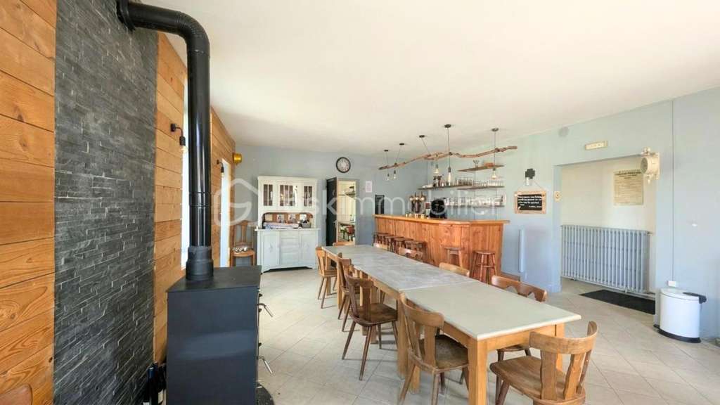 Vente murs et FDC auberge historique à Vexaincourt