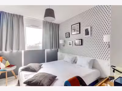 Vente hôtel bureau *** en plein centre ville