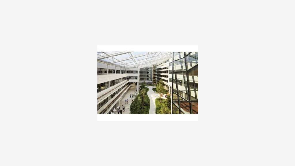 IMMEUBLE BUREAUX  30 000 M² Hauts de Seine (92)