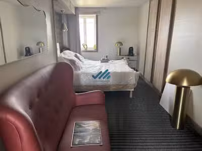 A vendre hôtel vue mer + maison à Bréville