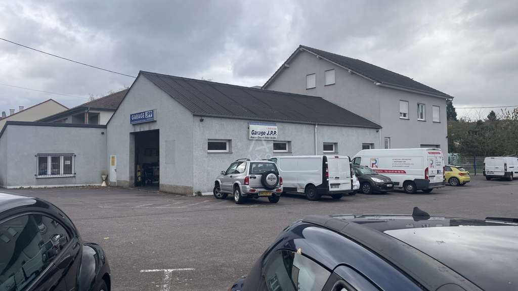 Garage auto + 2 appartements attenants à Forbach