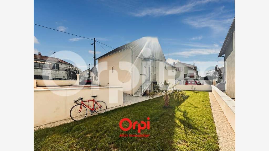 Immeuble + FDC bar jeux 150m² à vendre Montluçon