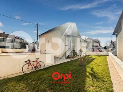 Immeuble + FDC bar jeux 150m² à vendre Montluçon
