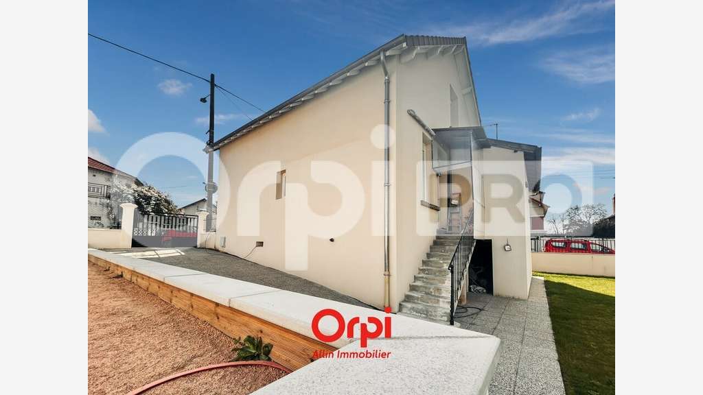 Immeuble + FDC bar jeux 150m² à vendre Montluçon