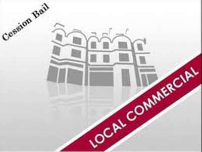 Vend locaux commerciaux 1300 m2 en Sud Manche