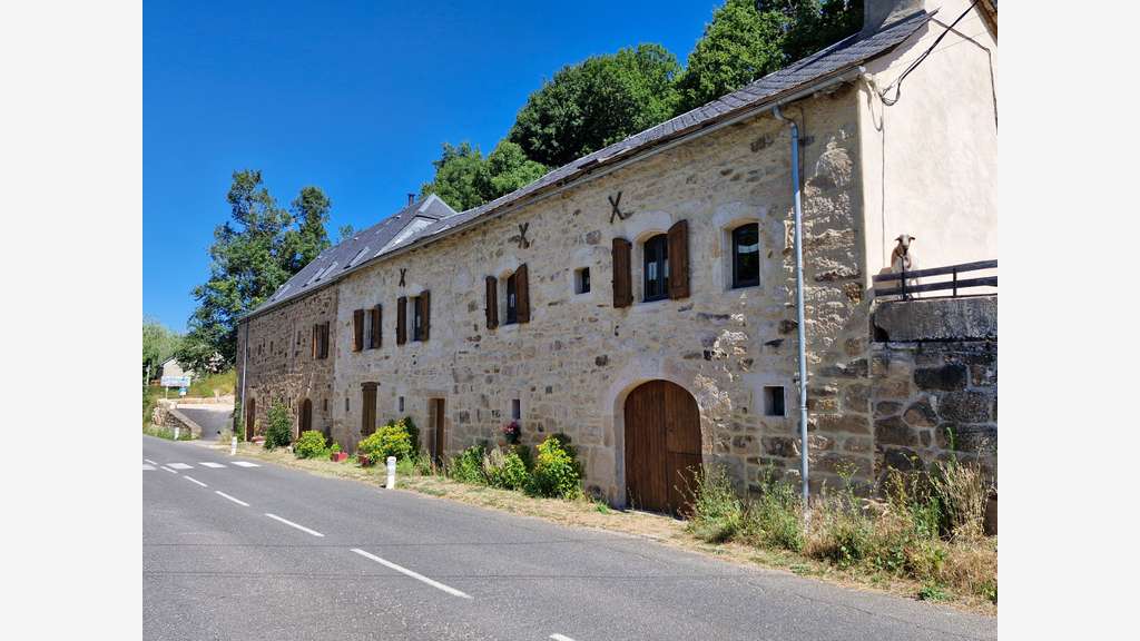 Corps de ferme réhabilité en chambres d'hôtes